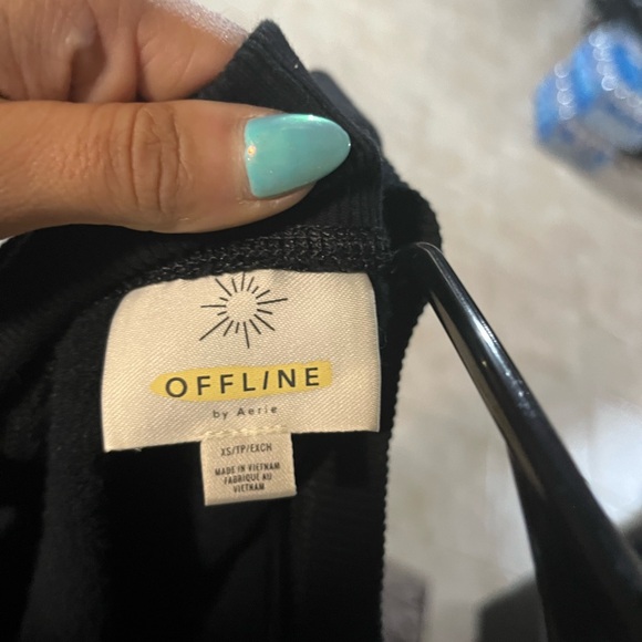 AERIE TWIST BACK SWEATSHIRT - Picture 3 of 4